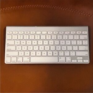 Wireless Silver Keyboard